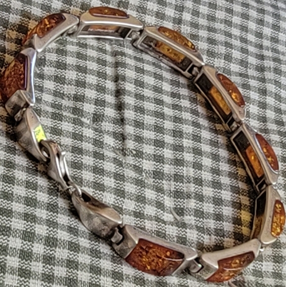 COPY - 🍂Vintage Sterling Silver Baltic Amber Bracelet - Picture 7 of 8
